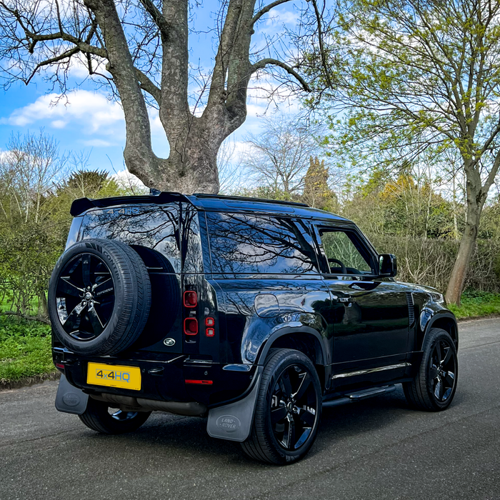 Defender 2020-On Exterior Extended Gloss Black Pack - Kit (L663)