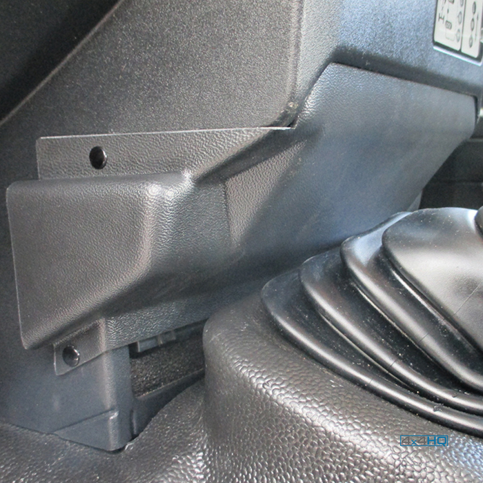 Classic Defender (L316) - Heater Deflector